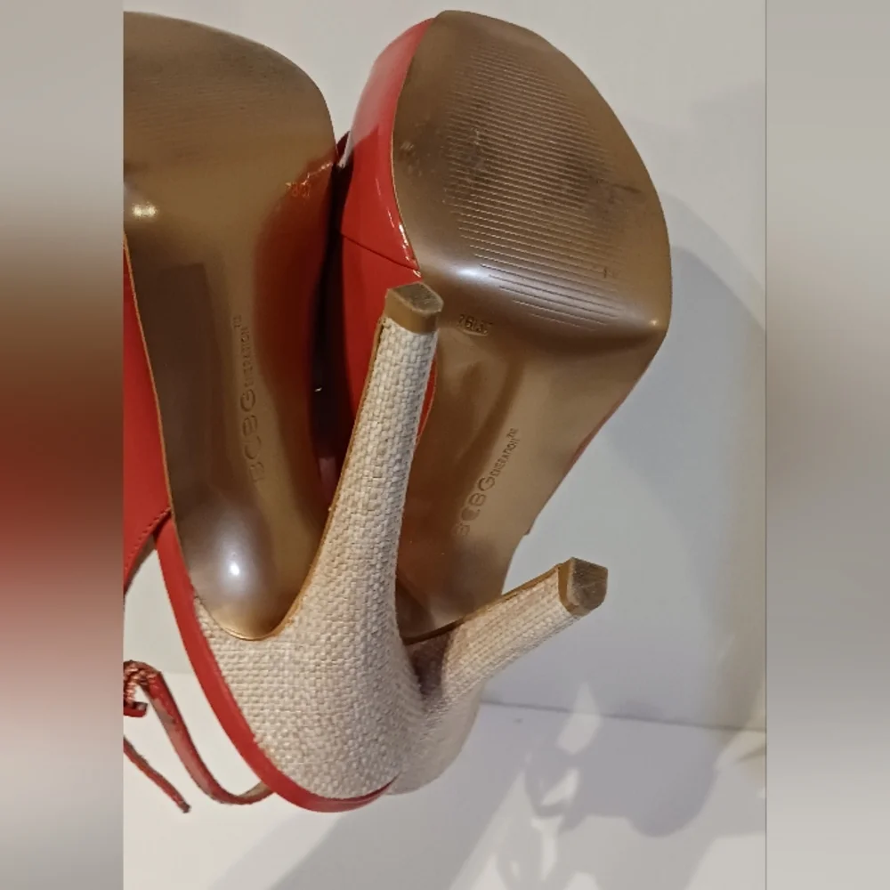 BCBGeneration Coral High Heels sz. 7B‎ - Picture 8 of 11